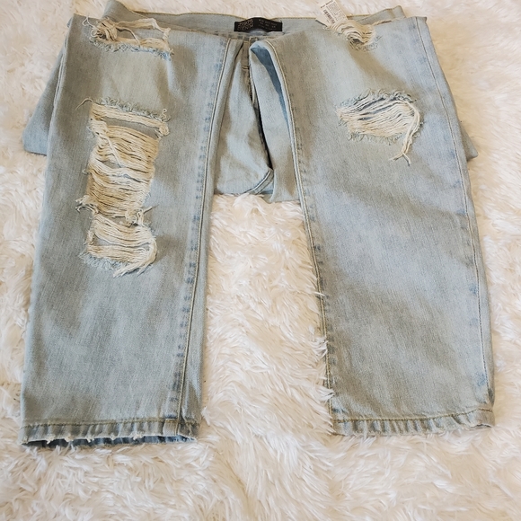 ZARA Ripped Washed Denim - Picture 4 of 9